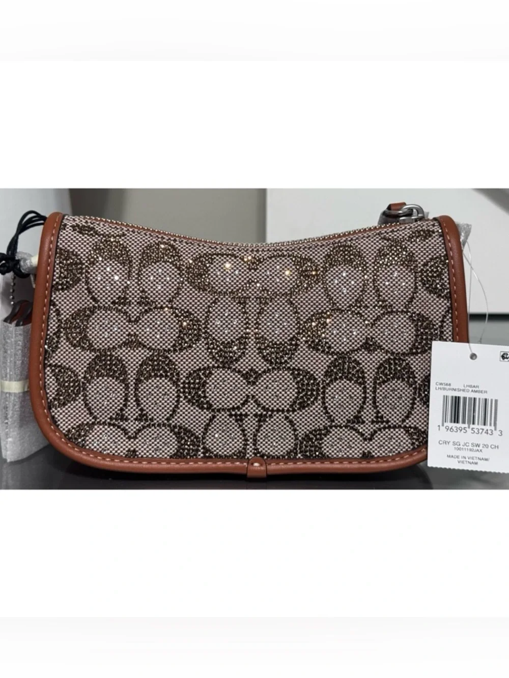 COACH Swinger Bag 20 With Chain In Crystal Signature Jacquard Shoulder Bag‎
